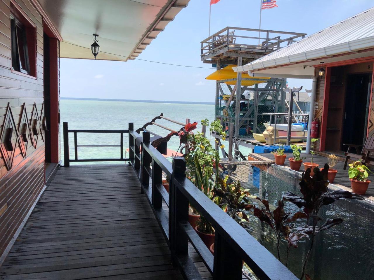 Mabul Paradise Lodge Mabul Island Екстер'єр фото